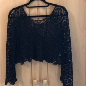 LF NWT lace crop top. Mizumi. Cute top.